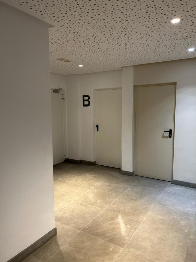 Lujoso Hogar Cerca Del Casco Antiguo De La Ciudad Apartment Валенсия Екстериор снимка