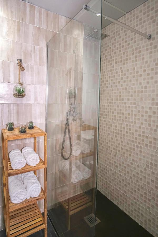 Lujoso Hogar Cerca Del Casco Antiguo De La Ciudad Apartment Валенсия Екстериор снимка